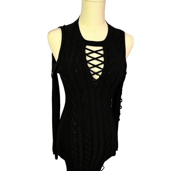 NWT $108 GUESS Allison Cold-Shoulder Laced Rib Mix Sweater Dress Black XS - Picture 2 of 7